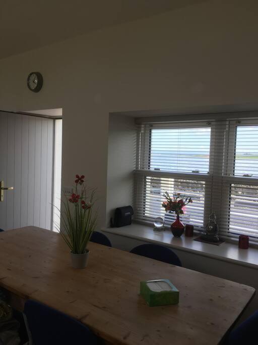 2 Quay Road, Killala. Stunning Sea Front Cottage Esterno foto